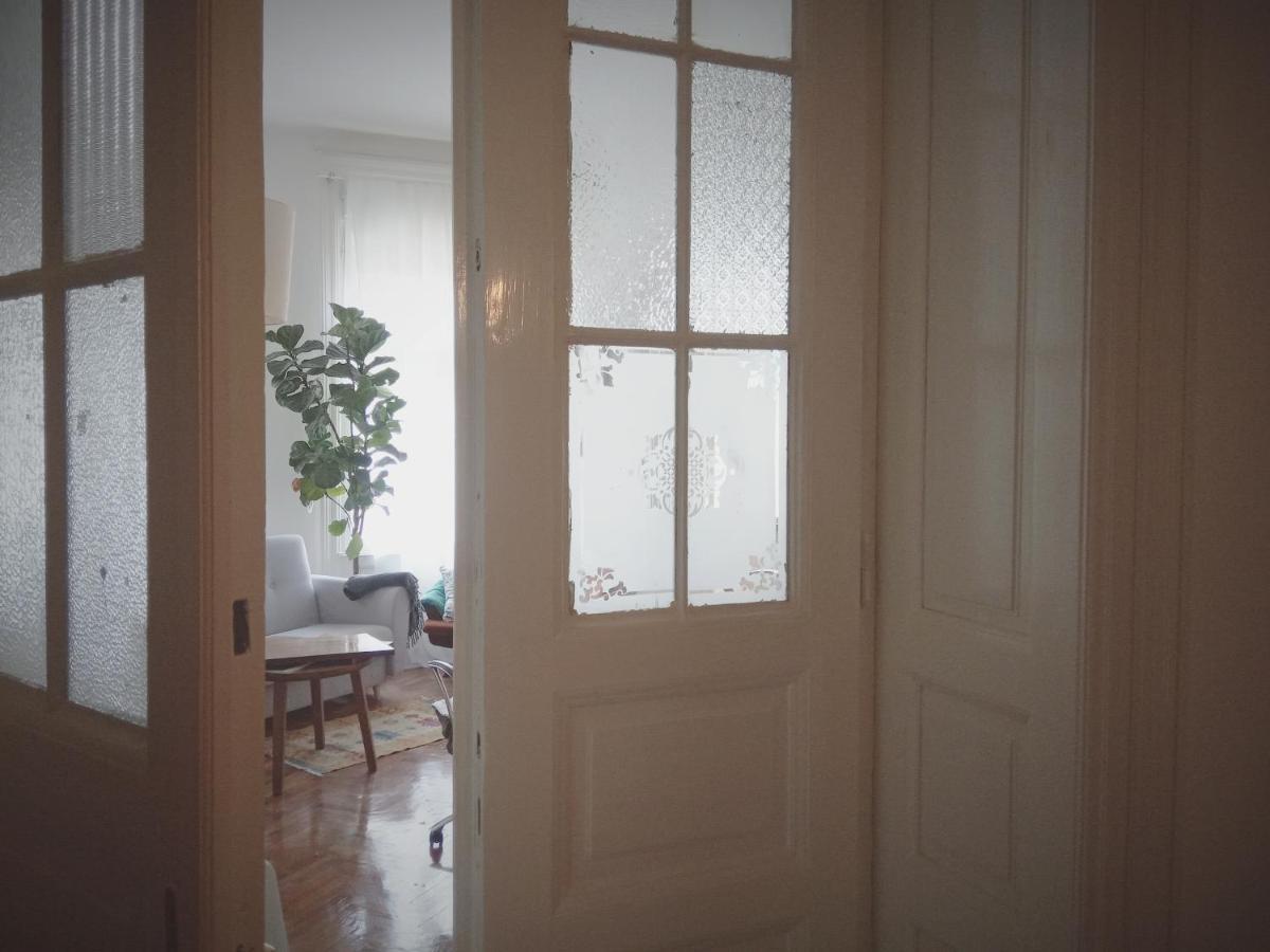 Jolie Apartment In Historical Center Budapest Luaran gambar
